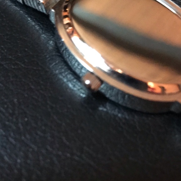 Ladies Watch - Picture 7 of 10